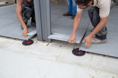 Terrassenplatten verlegen auf Stelzlager - In 5 Schritten zu deiner Traumterrasse