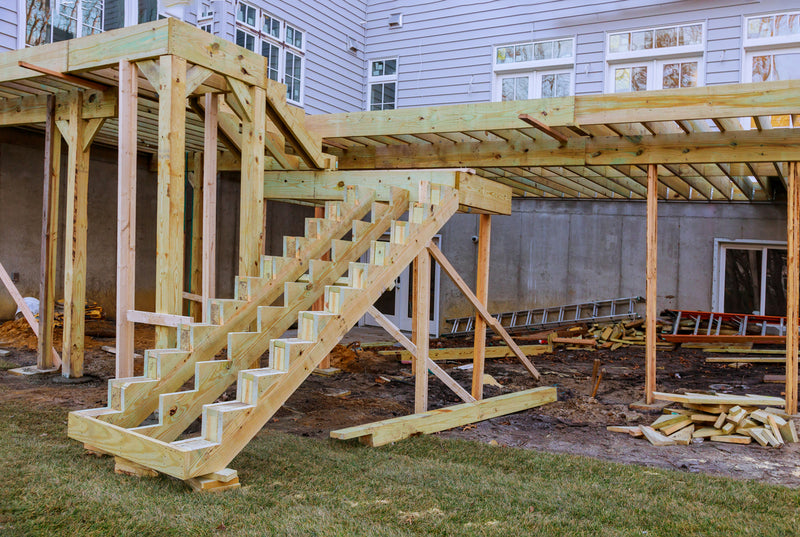 Hochterrasse selber bauen – Materialien und Bauarten