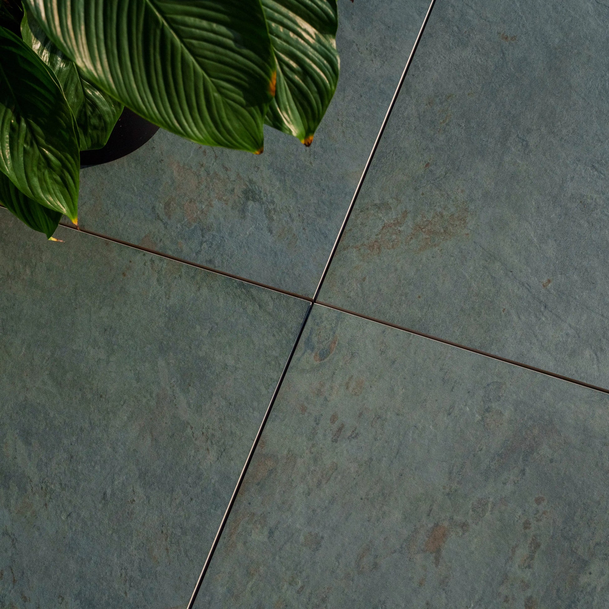 Terrassenplatte Komplettpaket Rustikal 60x60x2cm online bestellen ...