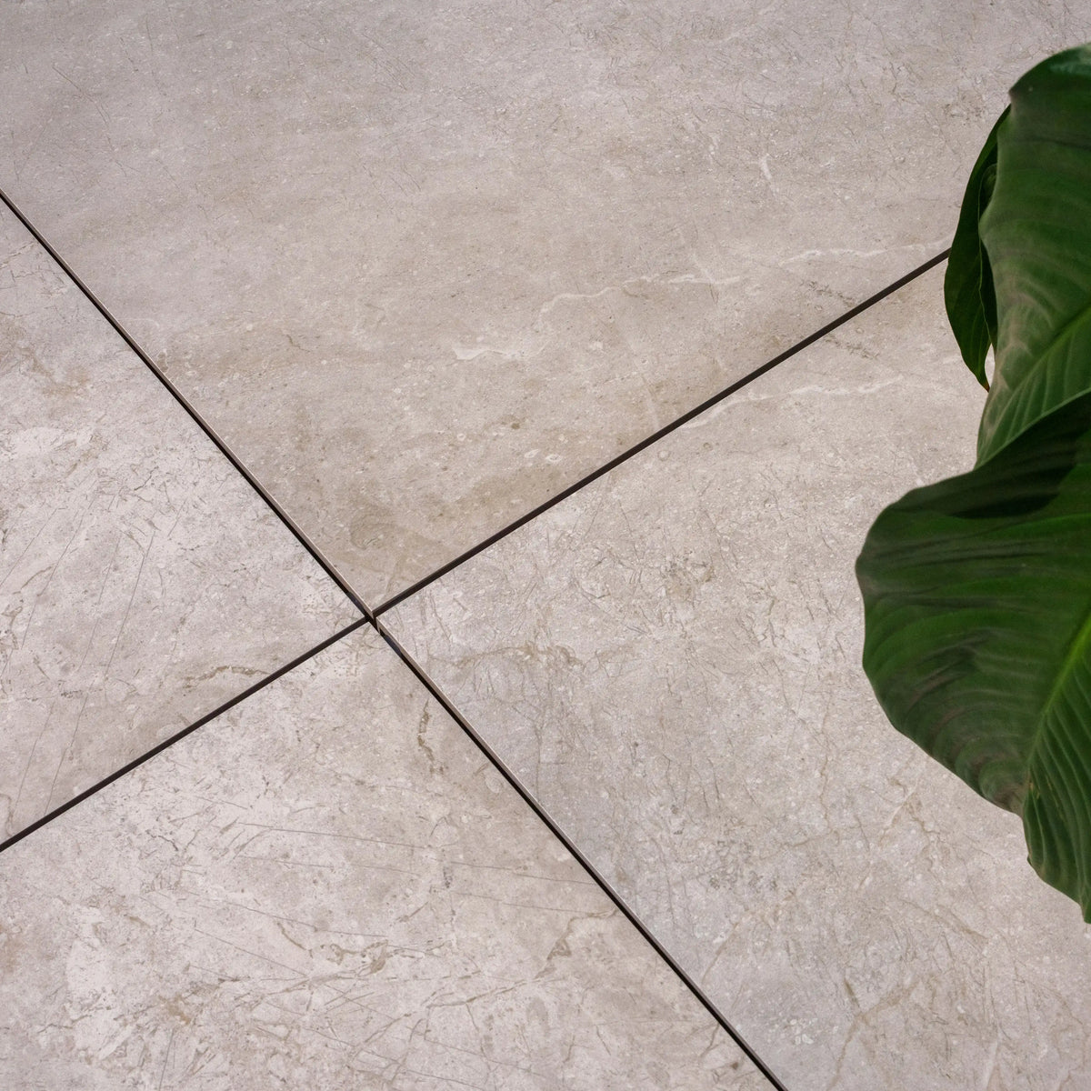 Feinsteinzeug-Terrassenplatte Quarz 60×60×2 cm